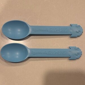 Yogurtland Pac-Man Blue Spoons Limited Edition